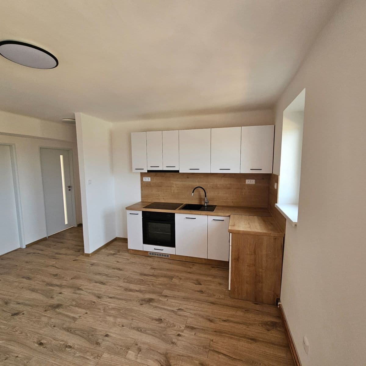 Pronájem bytu 3+kk 61 m², Karlovarská, Lubenec, Ústecký kraj Pronájem bytu 3+kk 61 m², Karlovarská, Lubenec, Ústecký kraj