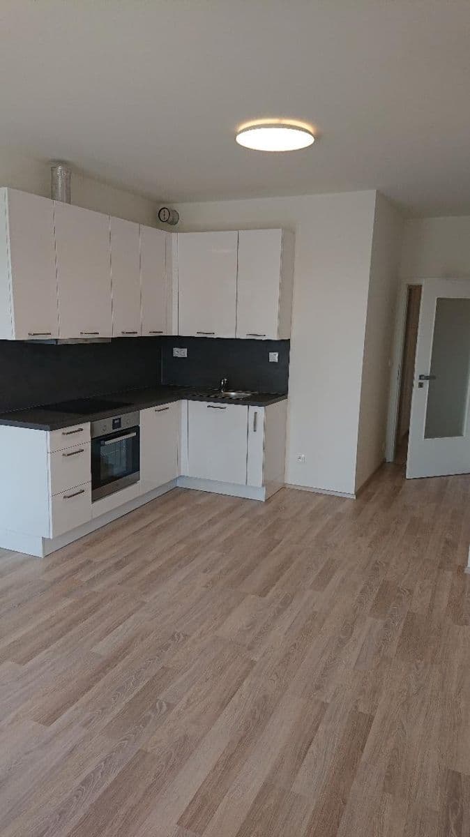 Pronájem bytu 1+kk 31 m², K Vystrkovu, Praha, Praha Pronájem bytu 1+kk 31 m², K Vystrkovu, Praha, Praha