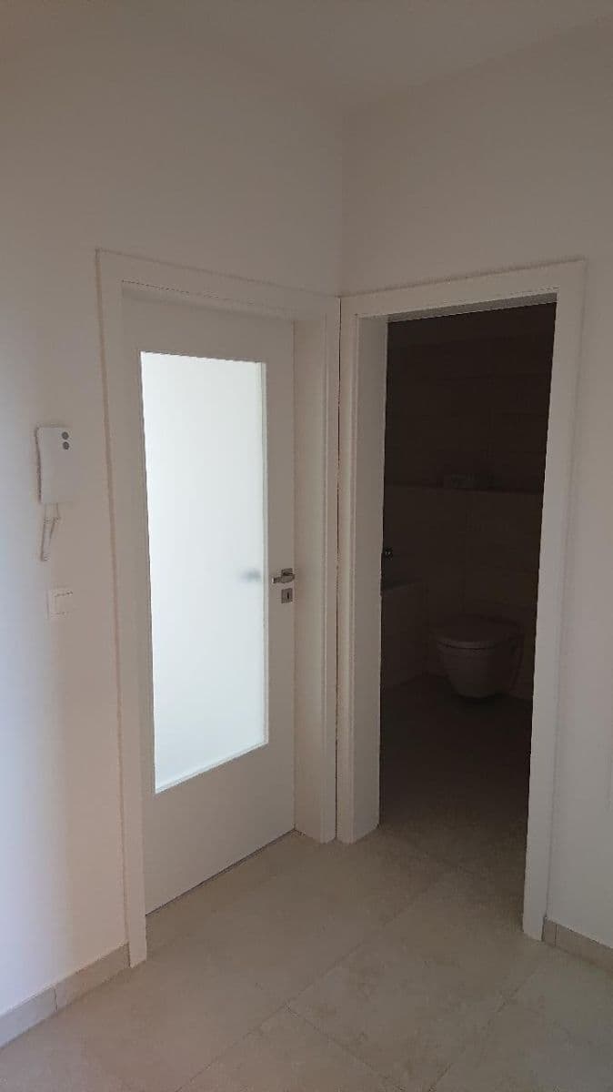 Pronájem bytu 1+kk 31 m², K Vystrkovu, Praha, Praha Pronájem bytu 1+kk 31 m², K Vystrkovu, Praha, Praha