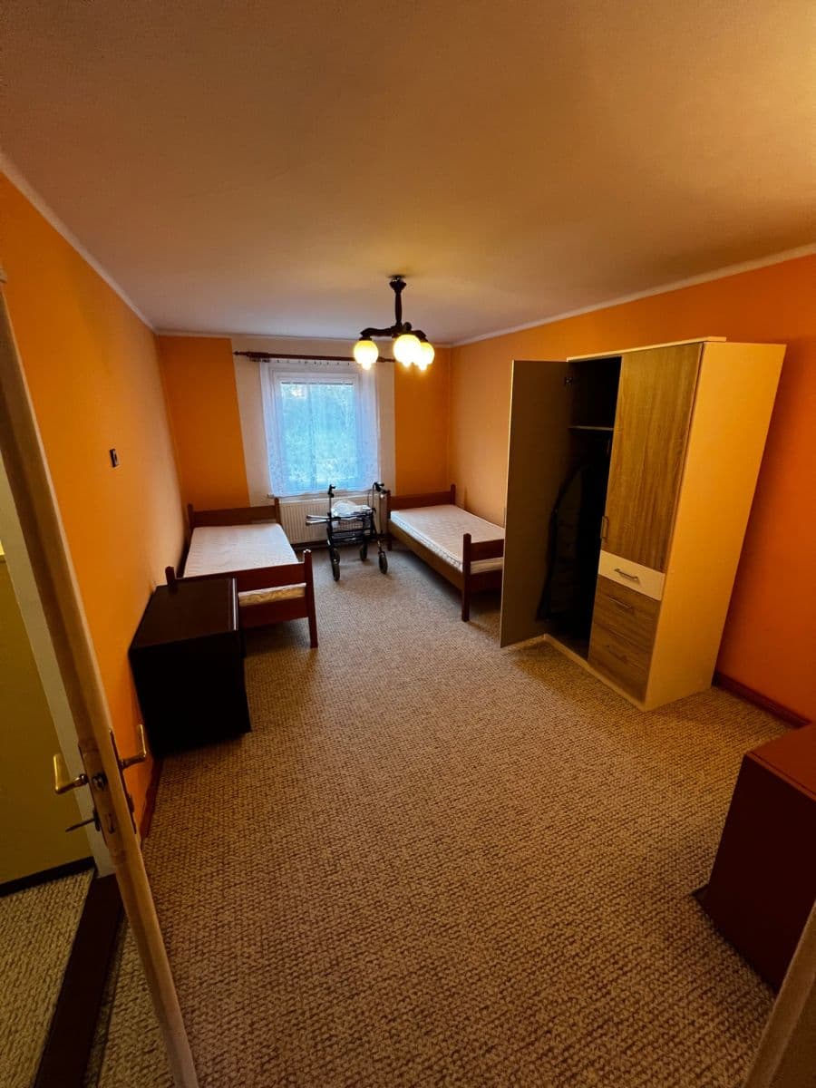 Prodej domu 166 m², pozemek 376 m², Poděbradova, Náchod, Královéhradecký kraj Prodej domu 166 m², pozemek 376 m², Poděbradova, Náchod, Královéhradecký kraj