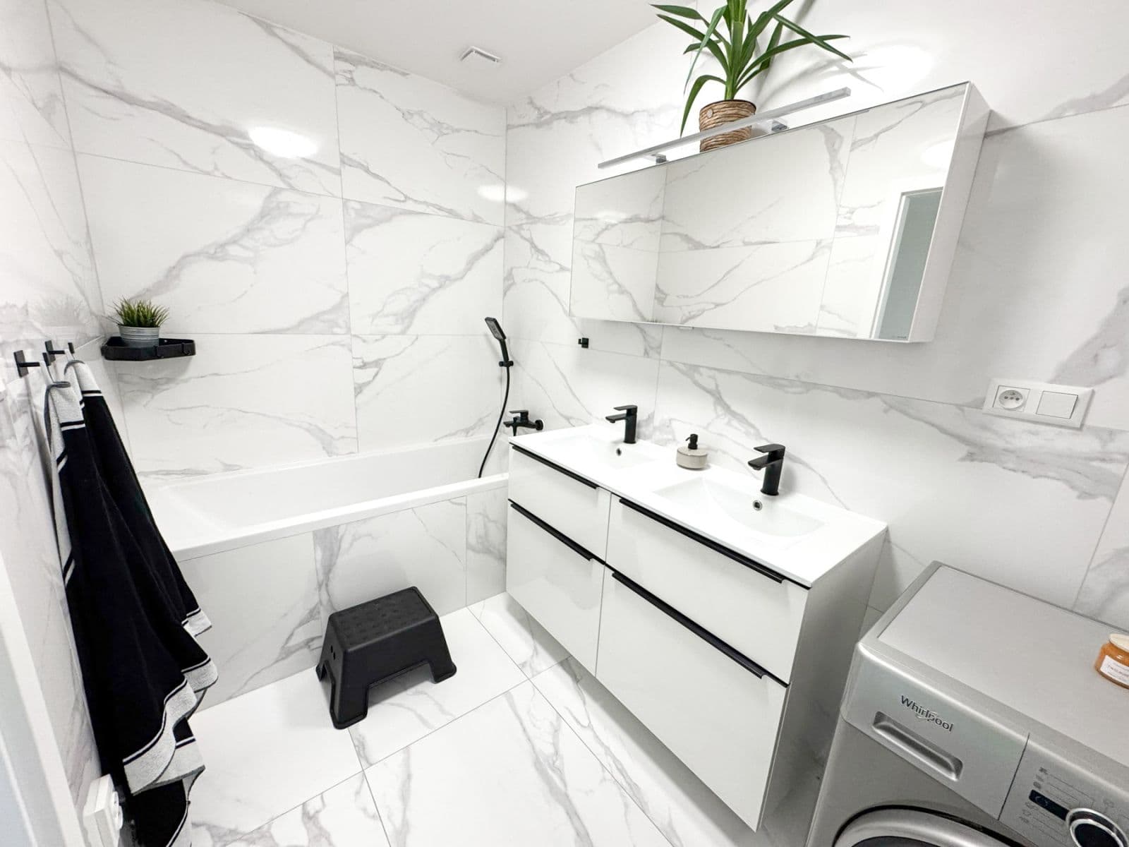 Prodej bytu 3+kk 76 m², Přecechtělova, Praha, Praha Prodej bytu 3+kk 76 m², Přecechtělova, Praha, Praha