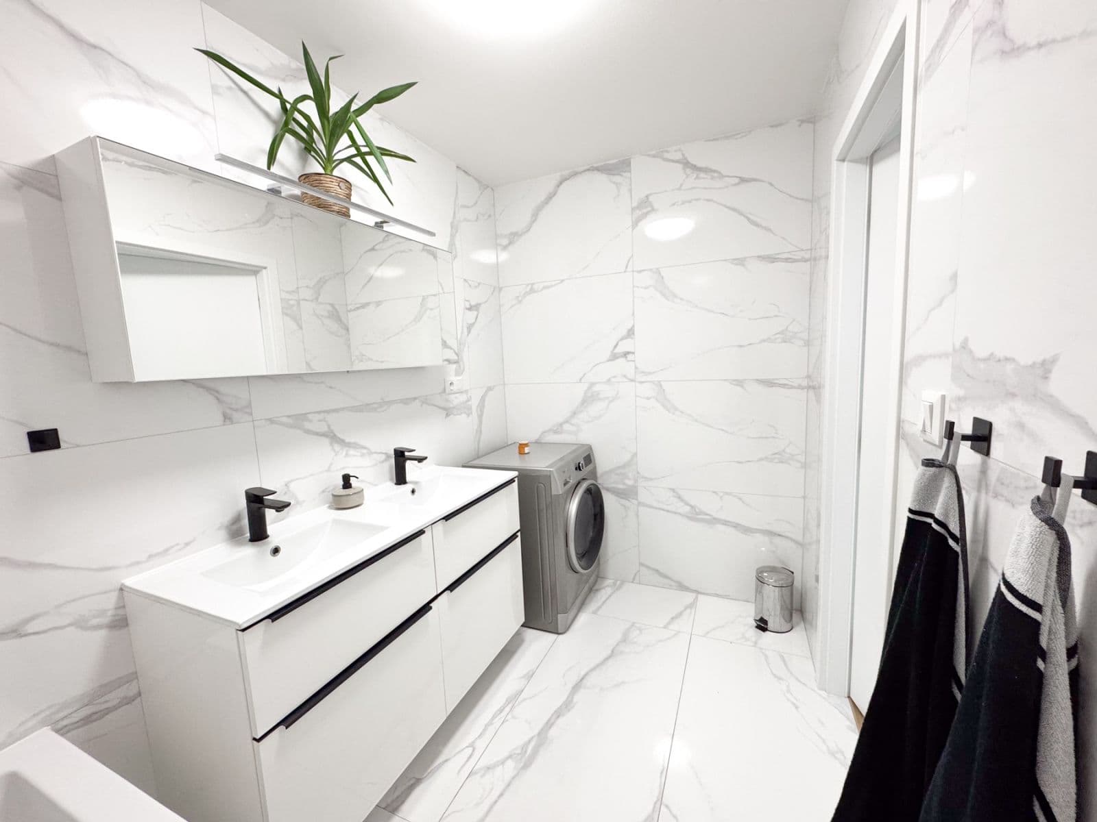 Prodej bytu 3+kk 76 m², Přecechtělova, Praha, Praha Prodej bytu 3+kk 76 m², Přecechtělova, Praha, Praha