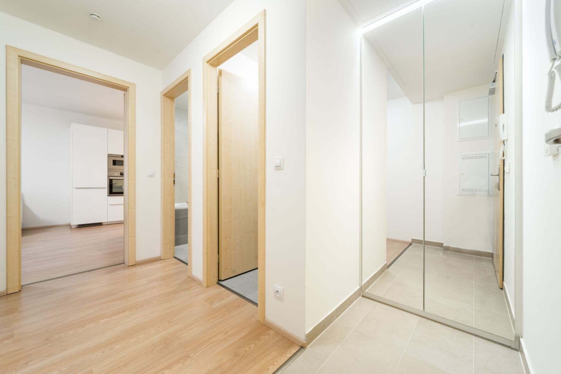 Pronájem bytu 2+kk 58 m², Na Zlatě, Praha, Praha Pronájem bytu 2+kk 58 m², Na Zlatě, Praha, Praha