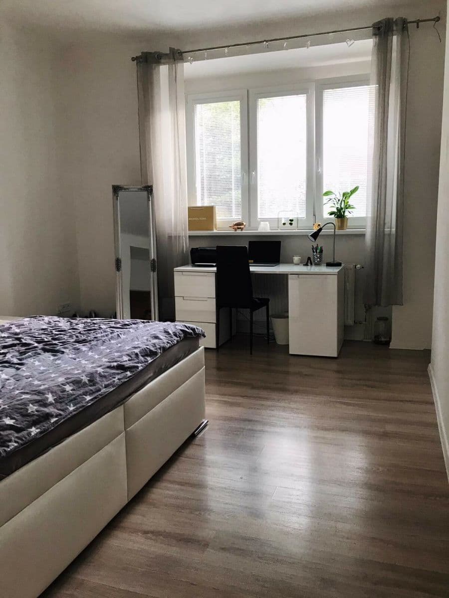 Prodej bytu 2+kk 50 m², Na Jezerce, Praha, Praha Prodej bytu 2+kk 50 m², Na Jezerce, Praha, Praha