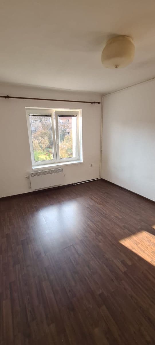 Pronájem bytu 2+kk 50 m², Aloise Jiráska, Příbram, Středočeský kraj Pronájem bytu 2+kk 50 m², Aloise Jiráska, Příbram, Středočeský kraj