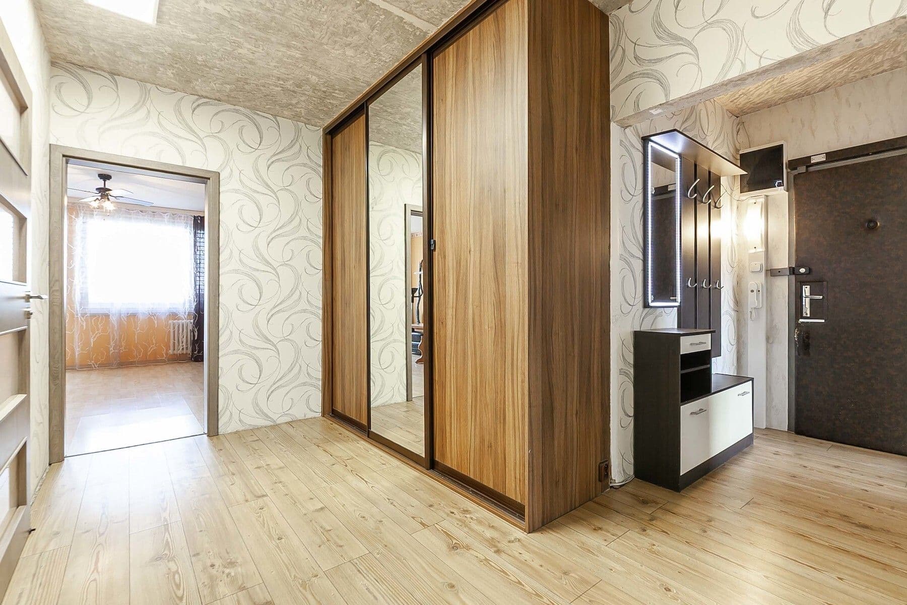 Prodej bytu 3+1 81 m², Jordana Jovkova, Praha, Praha Prodej bytu 3+1 81 m², Jordana Jovkova, Praha, Praha