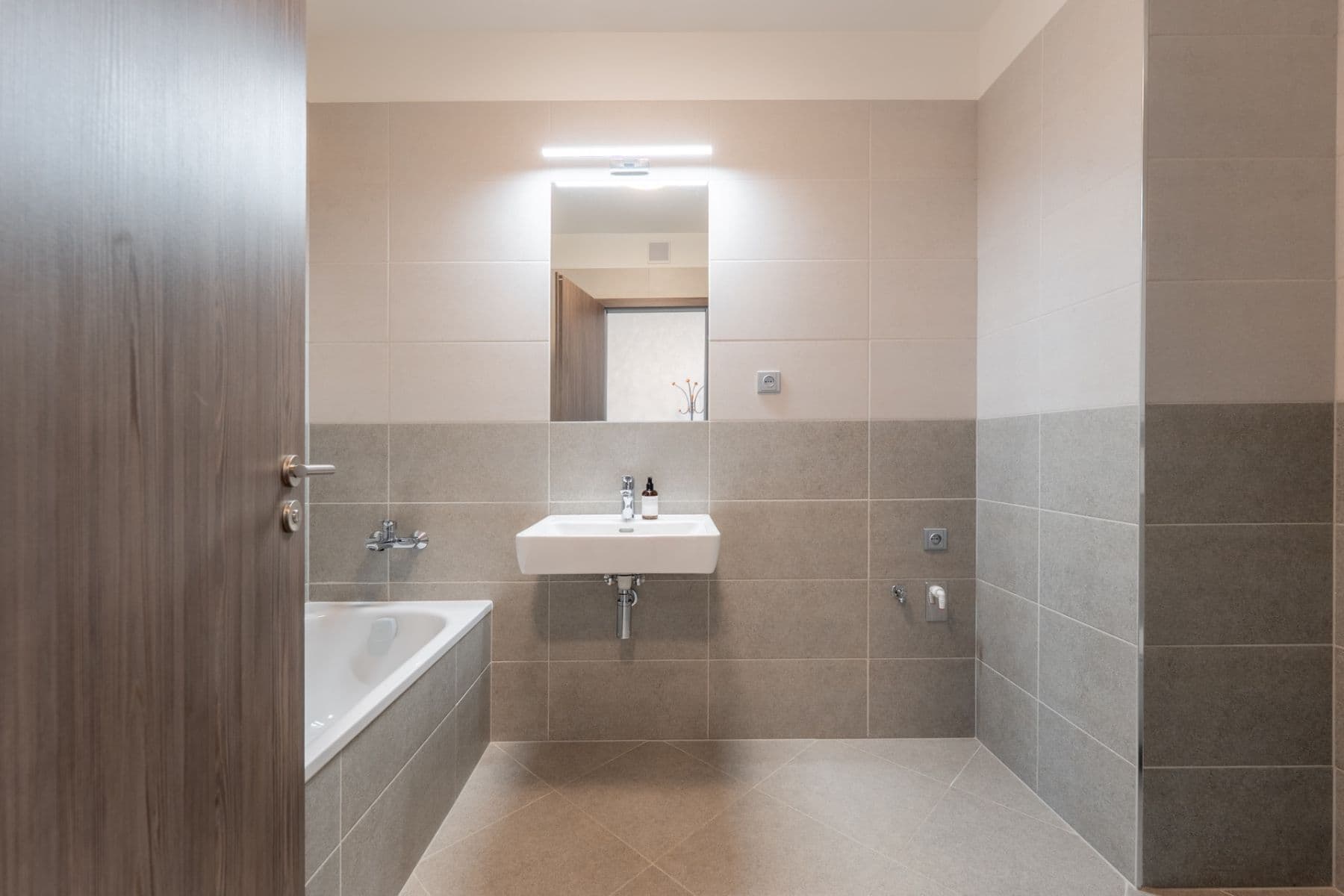 Prodej bytu 2+kk 58 m², Poděbradská, Praha, Praha Prodej bytu 2+kk 58 m², Poděbradská, Praha, Praha