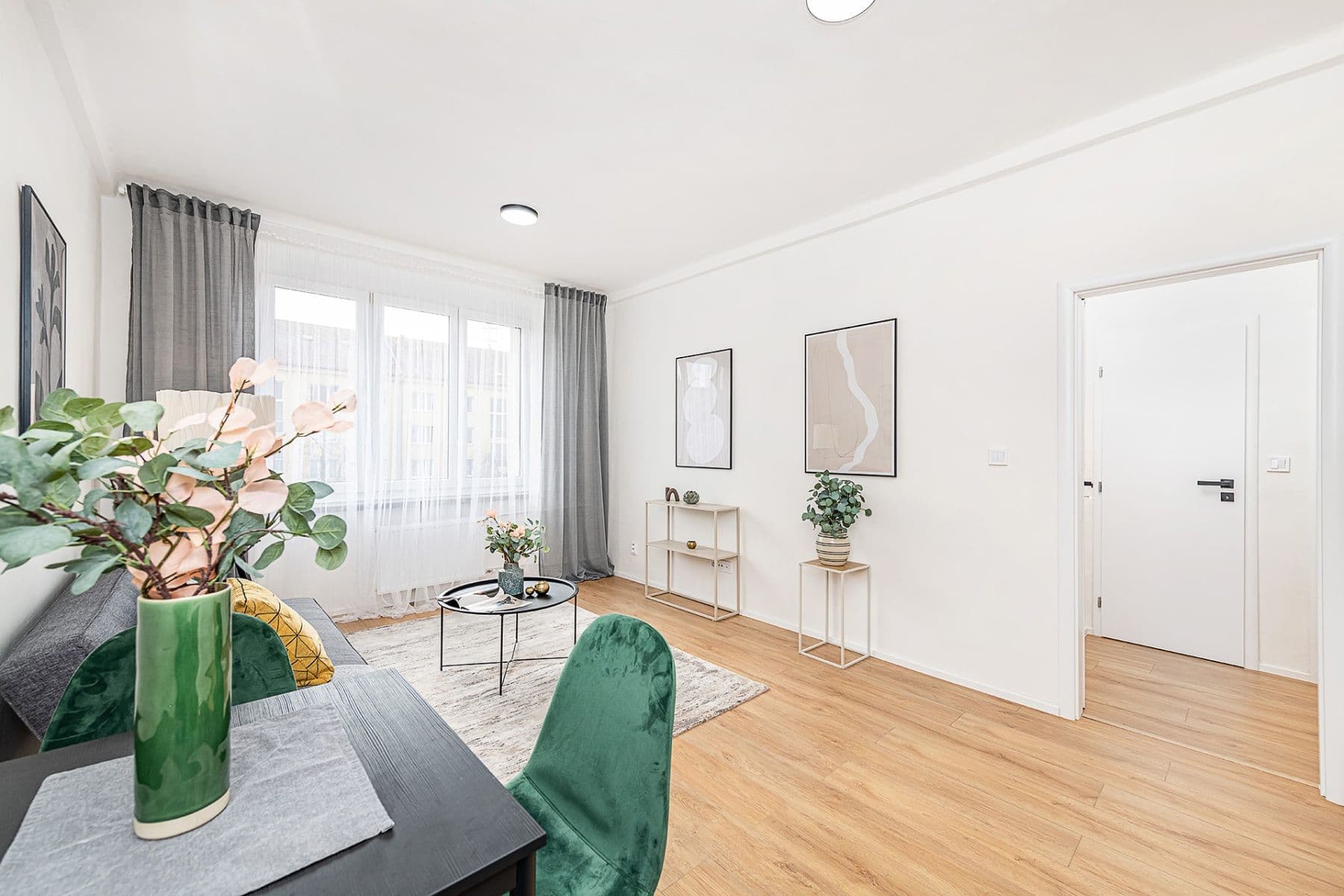 Prodej bytu 2+kk 39 m², Průběžná, Praha, Praha Prodej bytu 2+kk 39 m², Průběžná, Praha, Praha