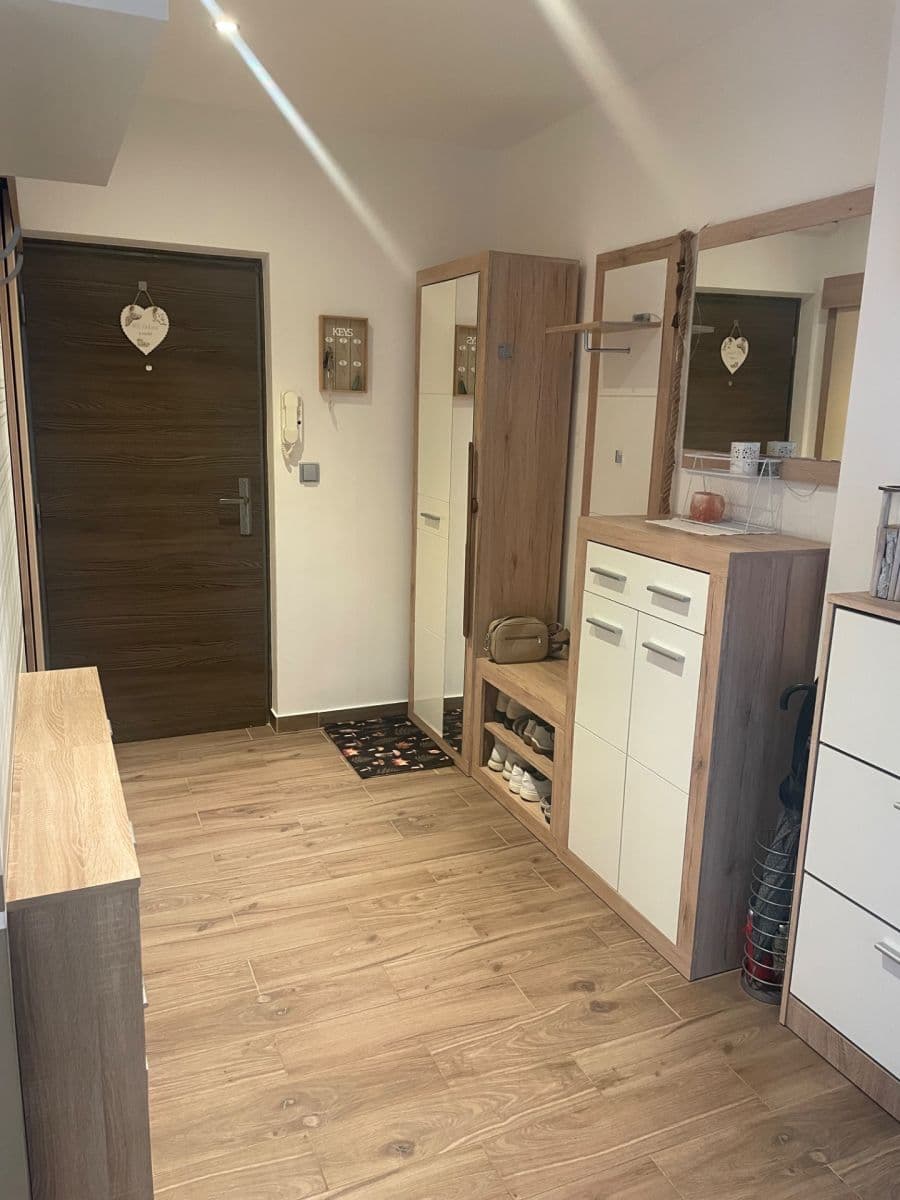 Prodej bytu 2+1 56 m², Vojtěcha Martínka, Orlová, Moravskoslezský kraj Prodej bytu 2+1 56 m², Vojtěcha Martínka, Orlová, Moravskoslezský kraj