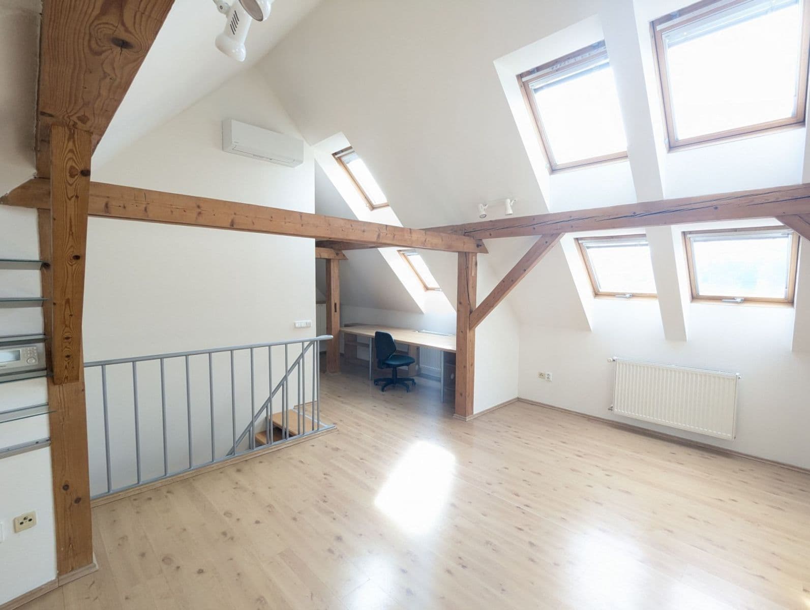 Pronájem bytu 2+kk 67 m², Evropská, Praha, Praha Pronájem bytu 2+kk 67 m², Evropská, Praha, Praha