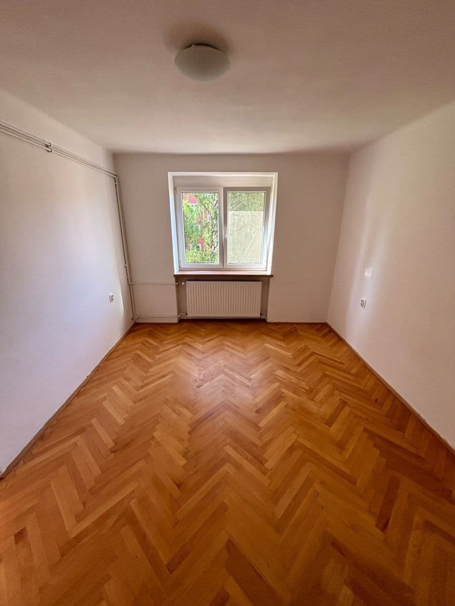 Prodej bytu 2+1 52 m², Sarajevova, Ostrava, Moravskoslezský kraj Prodej bytu 2+1 52 m², Sarajevova, Ostrava, Moravskoslezský kraj