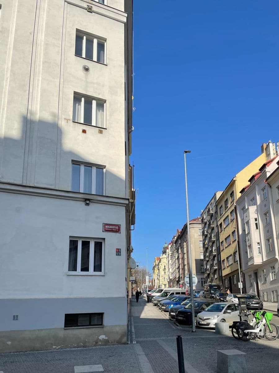 Pronájem bytu 2+kk 47 m², Holandská, Praha, Praha Pronájem bytu 2+kk 47 m², Holandská, Praha, Praha