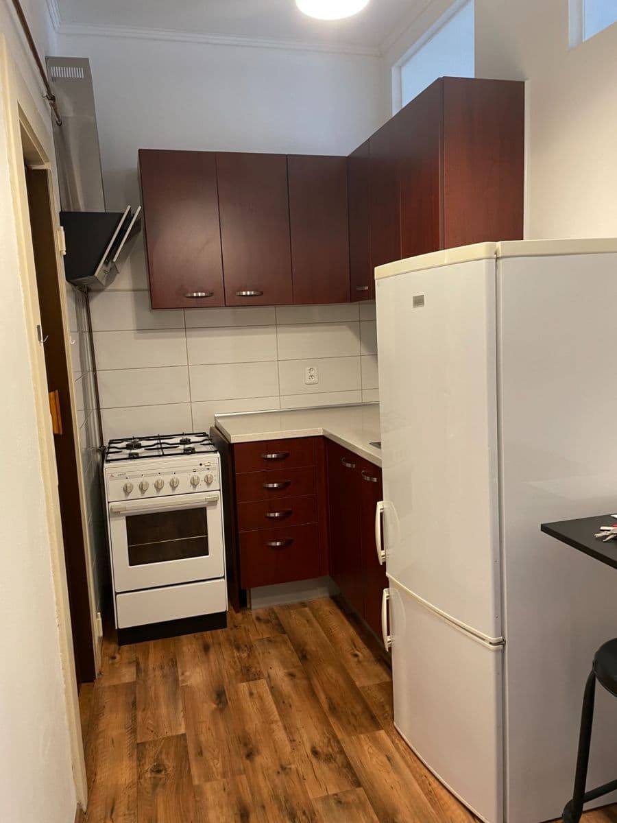 Pronájem bytu 2+kk 47 m², Holandská, Praha, Praha Pronájem bytu 2+kk 47 m², Holandská, Praha, Praha