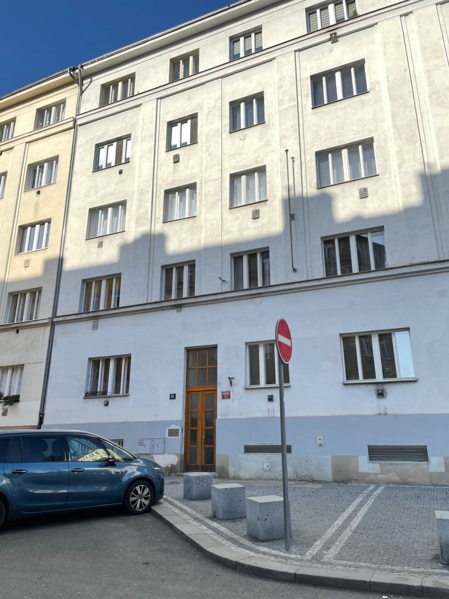Pronájem bytu 2+kk 47 m², Holandská, Praha, Praha Pronájem bytu 2+kk 47 m², Holandská, Praha, Praha