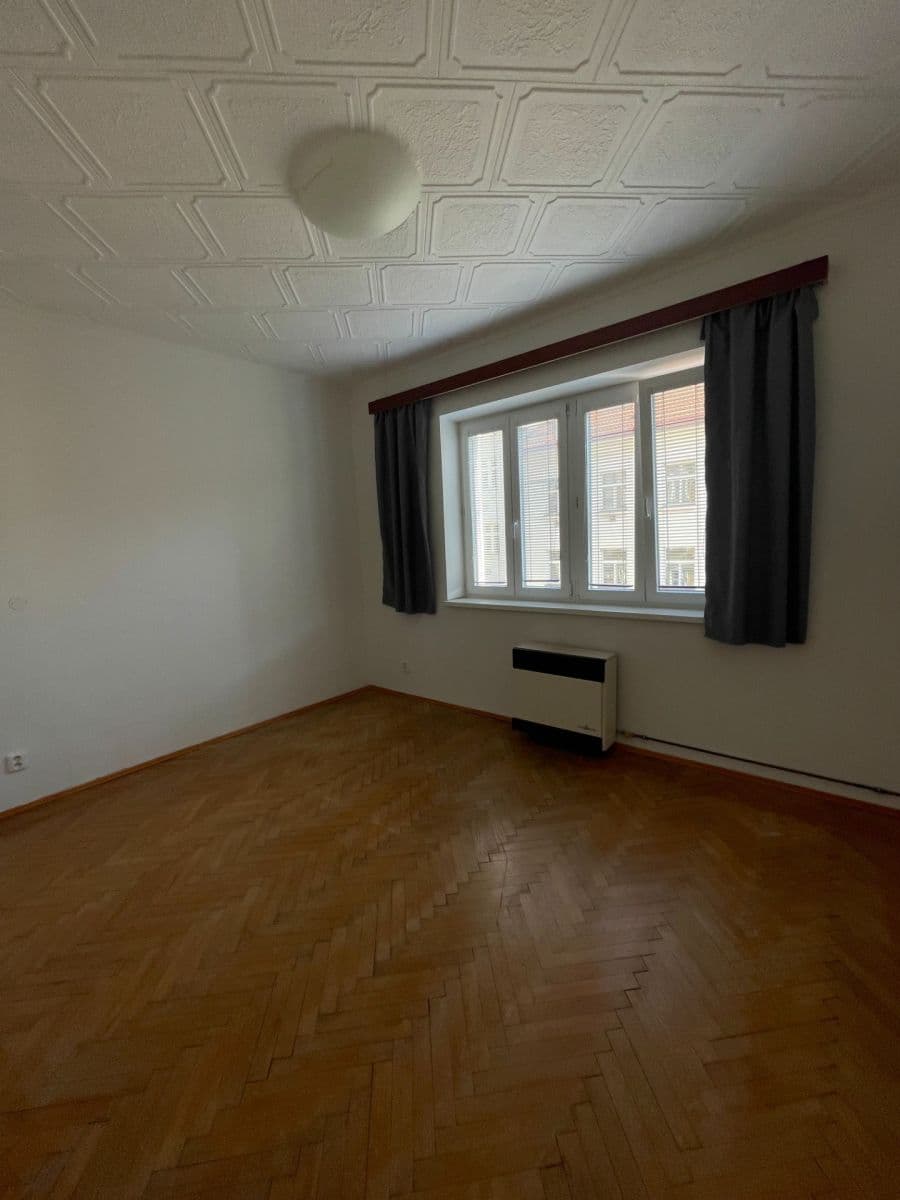 Pronájem bytu 2+kk 47 m², Holandská, Praha, Praha Pronájem bytu 2+kk 47 m², Holandská, Praha, Praha