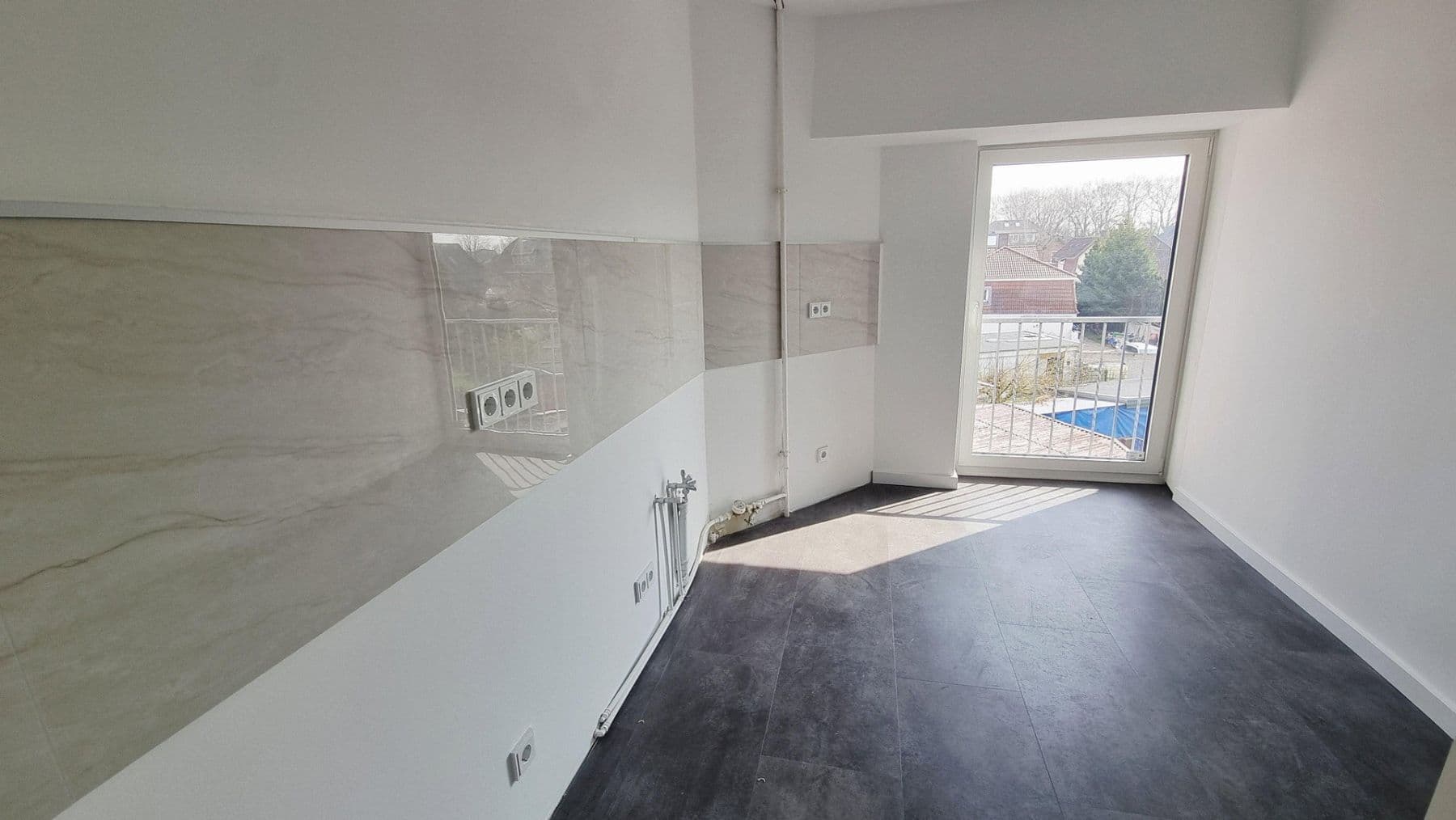 Pronájem bytu 4+1 90 m², Koogstrasse 46, Brunsbüttel, Šlesvicko-Holštýnsko Pronájem bytu 4+1 90 m², Koogstrasse 46, Brunsbüttel, Šlesvicko-Holštýnsko