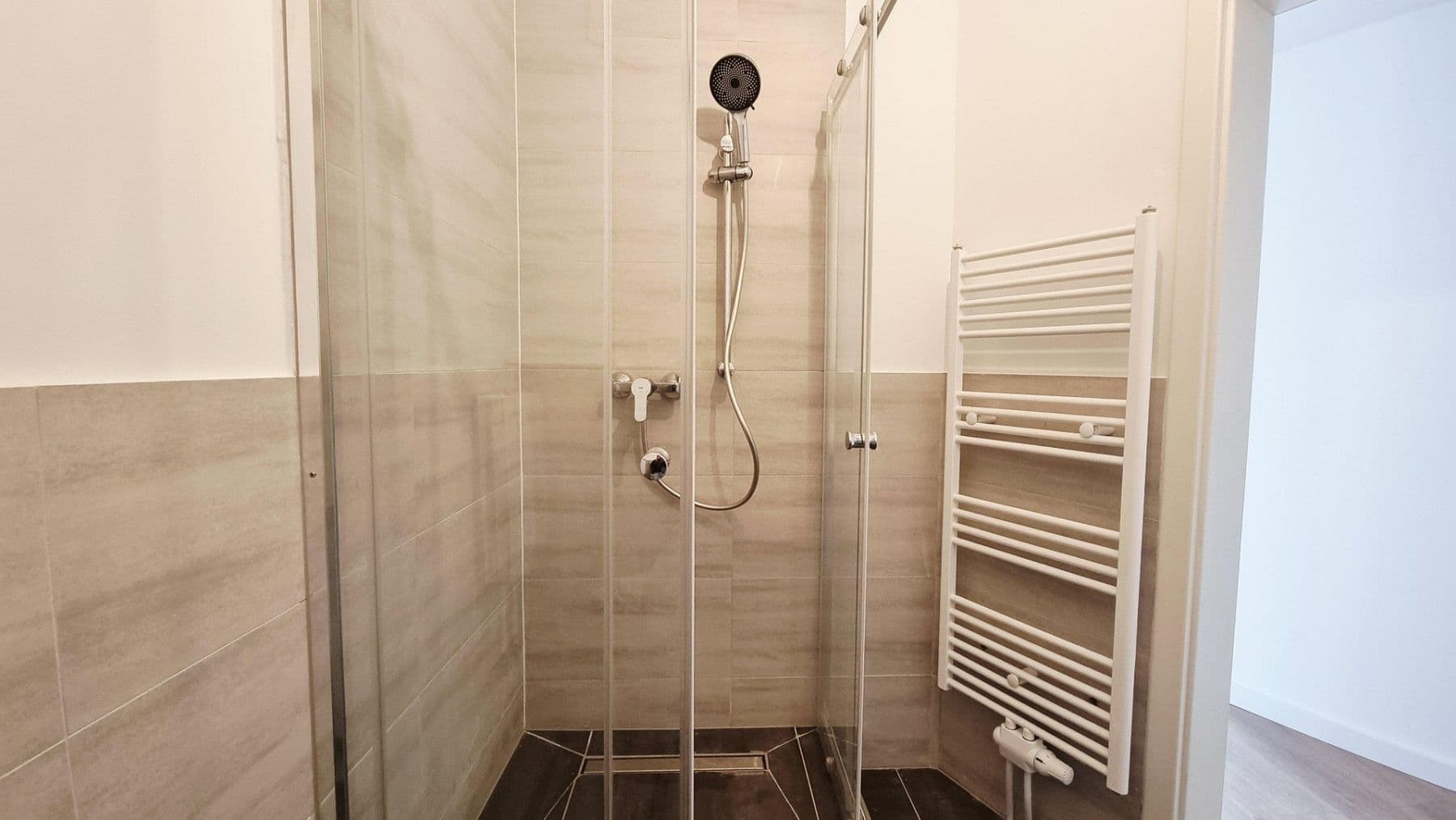 Pronájem bytu 4+1 90 m², Koogstrasse 46, Brunsbüttel, Šlesvicko-Holštýnsko Pronájem bytu 4+1 90 m², Koogstrasse 46, Brunsbüttel, Šlesvicko-Holštýnsko