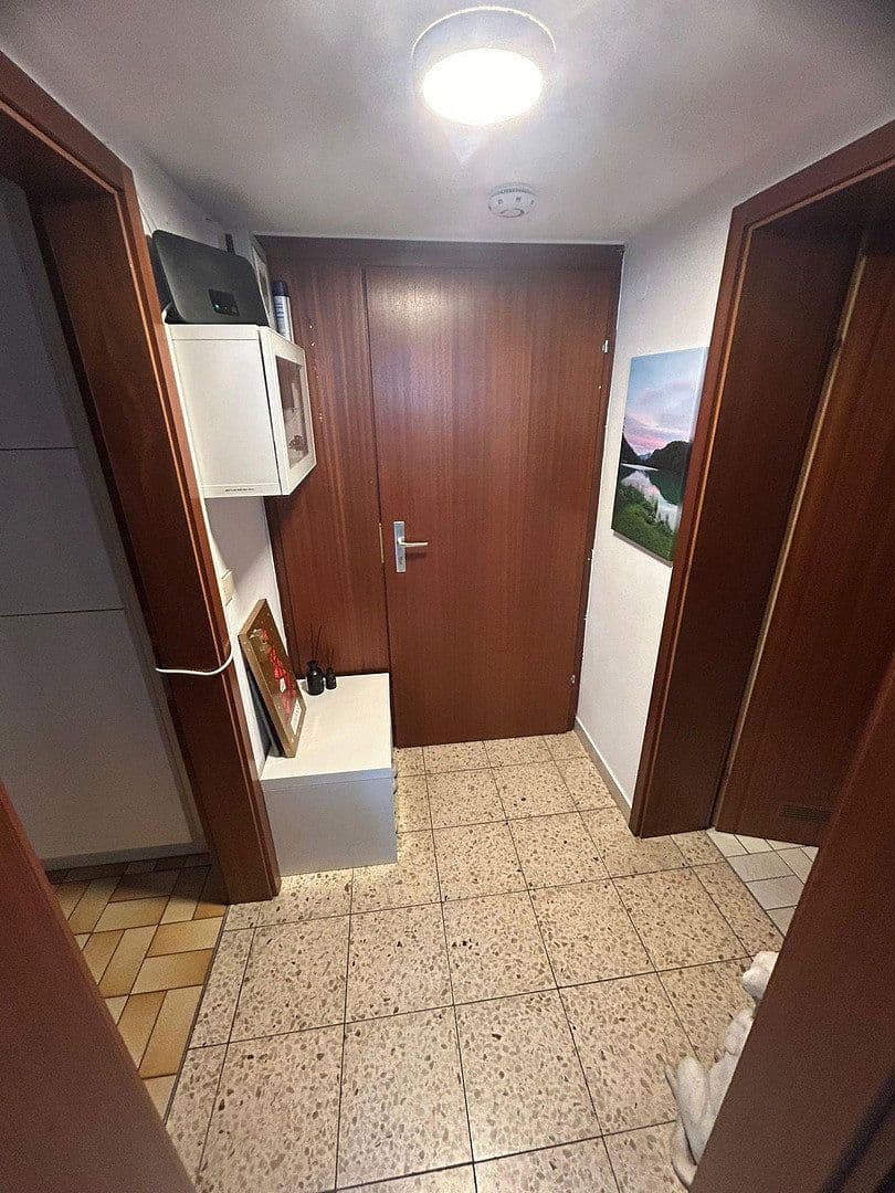 Pronájem bytu 1+1 48 m², Berner Str. 21, Stuttgart, Bádensko-Württembersko Pronájem bytu 1+1 48 m², Berner Str. 21, Stuttgart, Bádensko-Württembersko