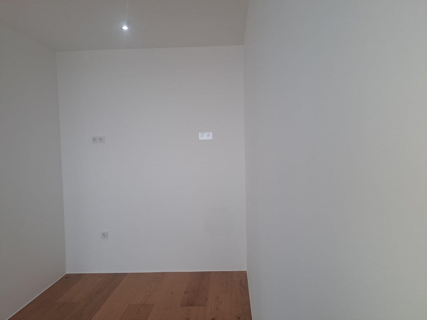 Prodej bytu 1+kk 37 m², MÜNCHEN, Salcbursko Prodej bytu 1+kk 37 m², MÜNCHEN, Salcbursko