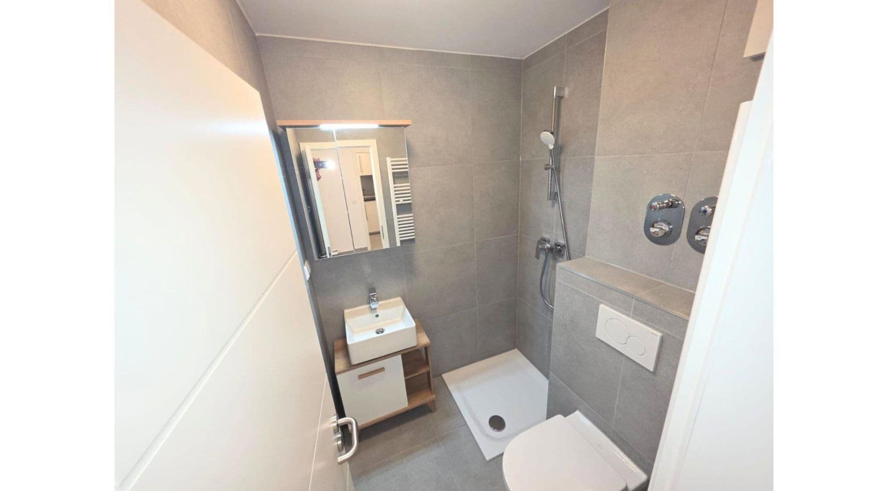 Prodej bytu 2+1 43 m², Lessingstr. 64, Karlsruhe, Bádensko-Württembersko Prodej bytu 2+1 43 m², Lessingstr. 64, Karlsruhe, Bádensko-Württembersko