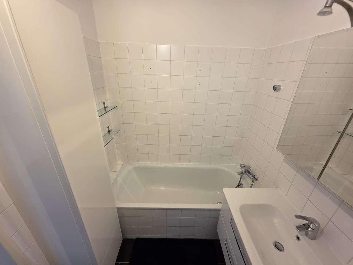 Pronájem bytu 2+1 72 m², Schwechat, Dolní Rakousko Pronájem bytu 2+1 72 m², Schwechat, Dolní Rakousko