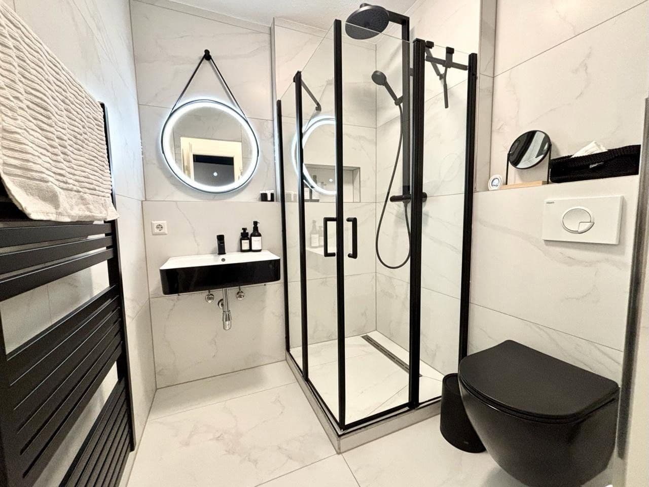 Pronájem bytu 1+1 30 m², Hammerstr. 2, Lörrach, Bádensko-Württembersko Pronájem bytu 1+1 30 m², Hammerstr. 2, Lörrach, Bádensko-Württembersko