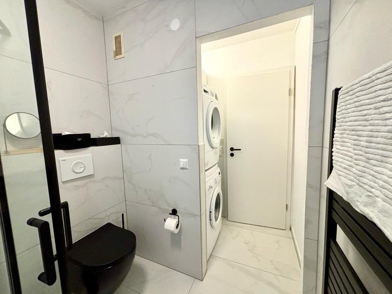 Pronájem bytu 1+1 30 m², Hammerstr. 2, Lörrach, Bádensko-Württembersko Pronájem bytu 1+1 30 m², Hammerstr. 2, Lörrach, Bádensko-Württembersko