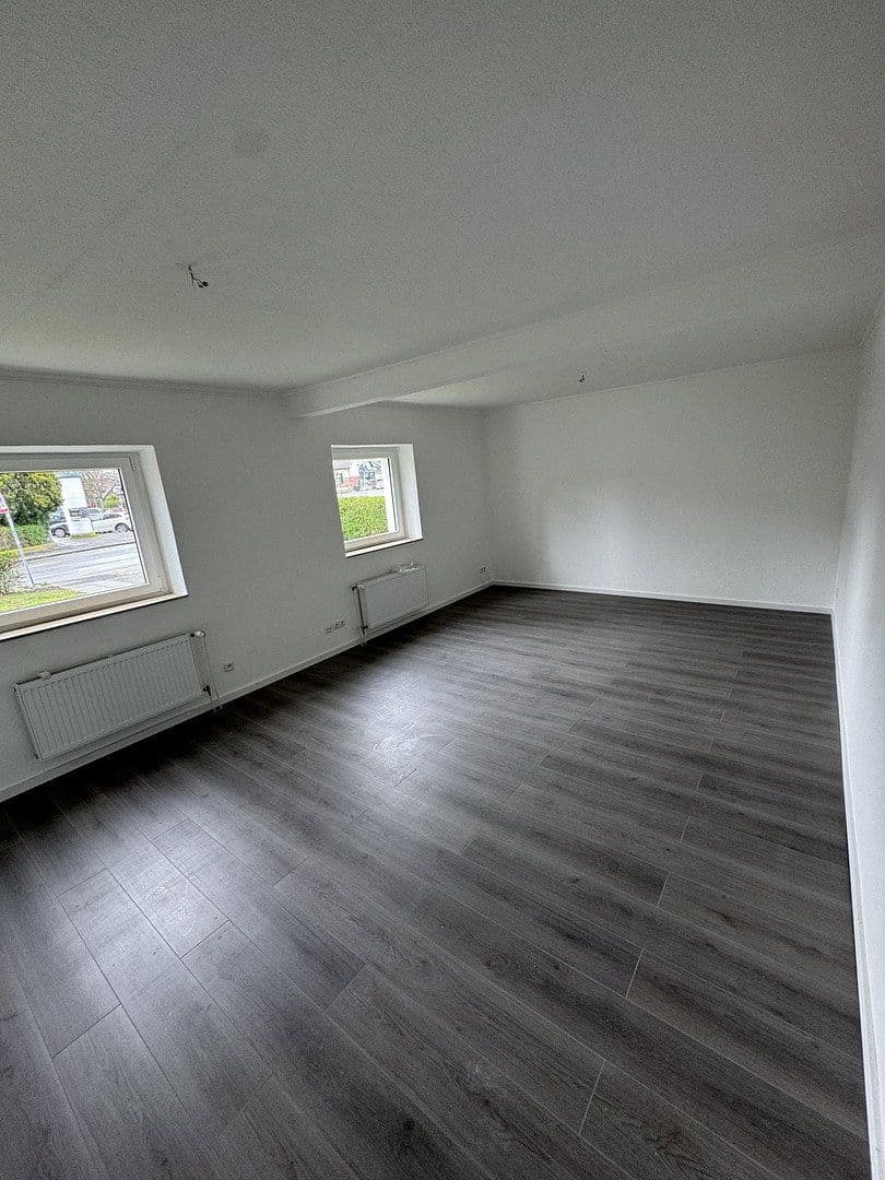 Pronájem bytu 2+kk 80 m², Ernst-Holla-Str. 36, Moers, Severní Porýní-Vestfálsko Pronájem bytu 2+kk 80 m², Ernst-Holla-Str. 36, Moers, Severní Porýní-Vestfálsko