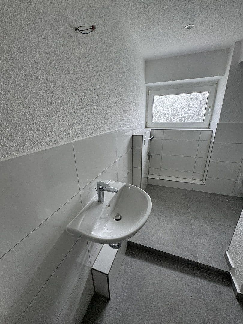 Pronájem bytu 2+kk 80 m², Ernst-Holla-Str. 36, Moers, Severní Porýní-Vestfálsko Pronájem bytu 2+kk 80 m², Ernst-Holla-Str. 36, Moers, Severní Porýní-Vestfálsko