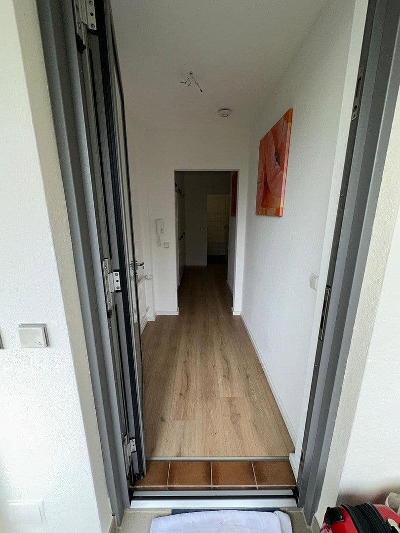 Pronájem bytu 2+1 60 m², Offenbach, Hessen Pronájem bytu 2+1 60 m², Offenbach, Hessen