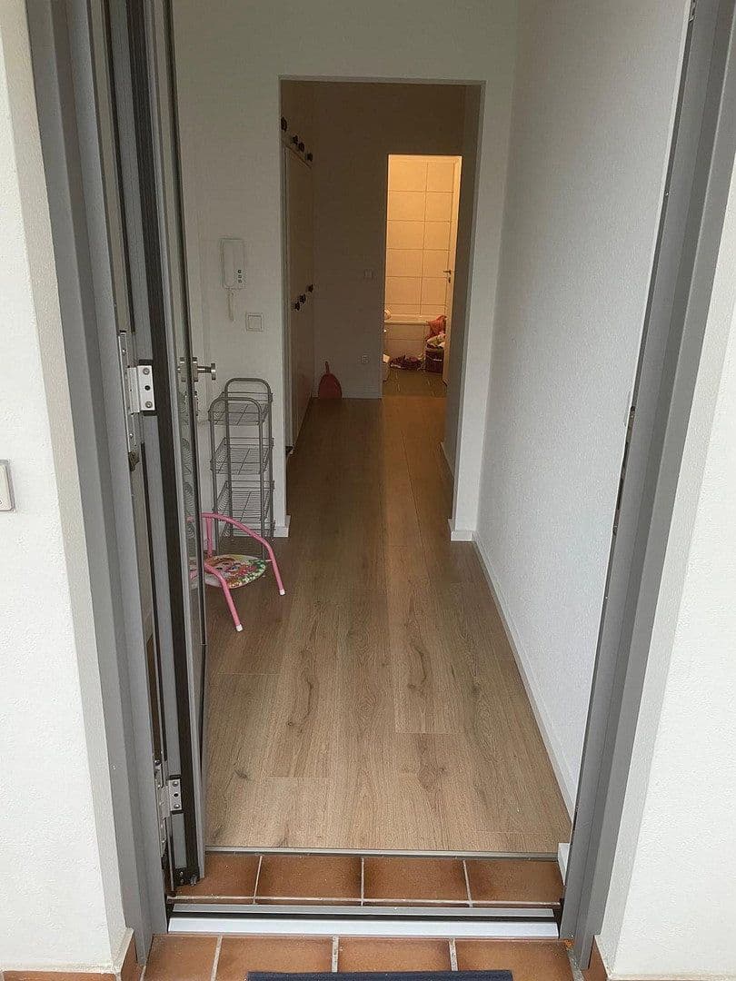 Pronájem bytu 2+1 60 m², Offenbach, Hessen Pronájem bytu 2+1 60 m², Offenbach, Hessen