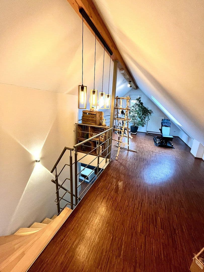 Pronájem bytu 4+kk 118 m², Gärtringen, Bádensko-Württembersko Pronájem bytu 4+kk 118 m², Gärtringen, Bádensko-Württembersko