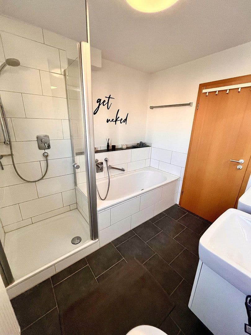 Pronájem bytu 4+kk 118 m², Gärtringen, Bádensko-Württembersko Pronájem bytu 4+kk 118 m², Gärtringen, Bádensko-Württembersko