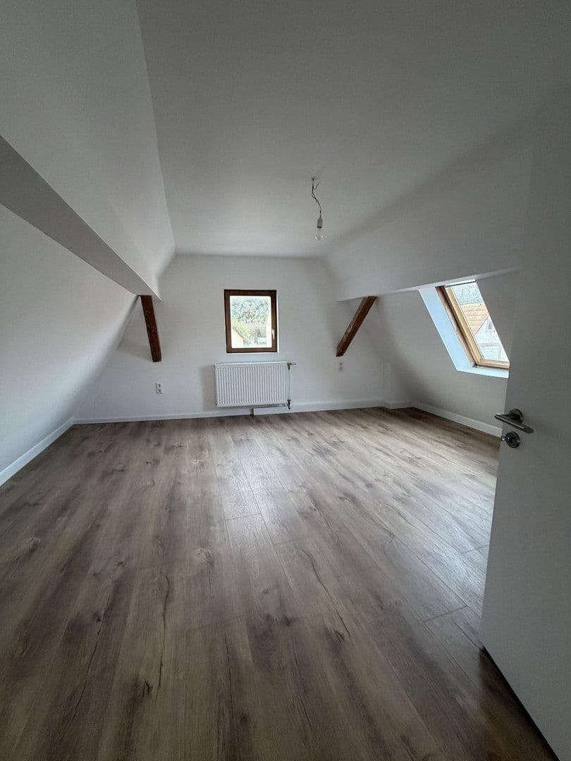 Prodej domu 115 m², pozemek 500 m², Untere Hauptstraße 17, Herxheim bei Landau/Pfalz, Porýní-Falc Prodej domu 115 m², pozemek 500 m², Untere Hauptstraße 17, Herxheim bei Landau/Pfalz, Porýní-Falc
