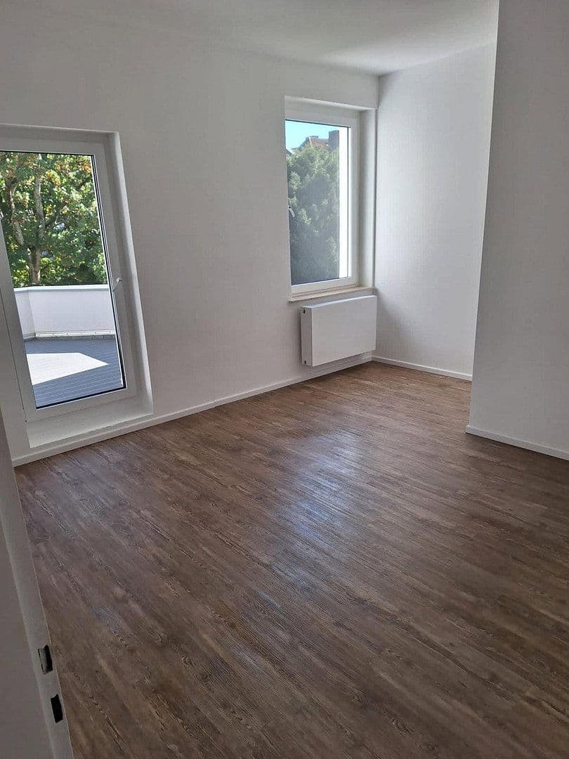 Pronájem bytu 1+1 72 m², Schubertstr. 27, Essen, Severní Porýní-Vestfálsko Pronájem bytu 1+1 72 m², Schubertstr. 27, Essen, Severní Porýní-Vestfálsko