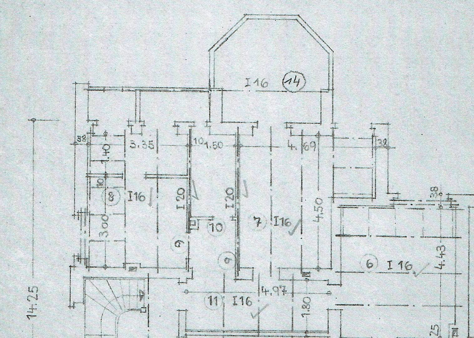 Pronájem bytu 1+1 72 m², Schubertstr. 27, Essen, Severní Porýní-Vestfálsko Pronájem bytu 1+1 72 m², Schubertstr. 27, Essen, Severní Porýní-Vestfálsko