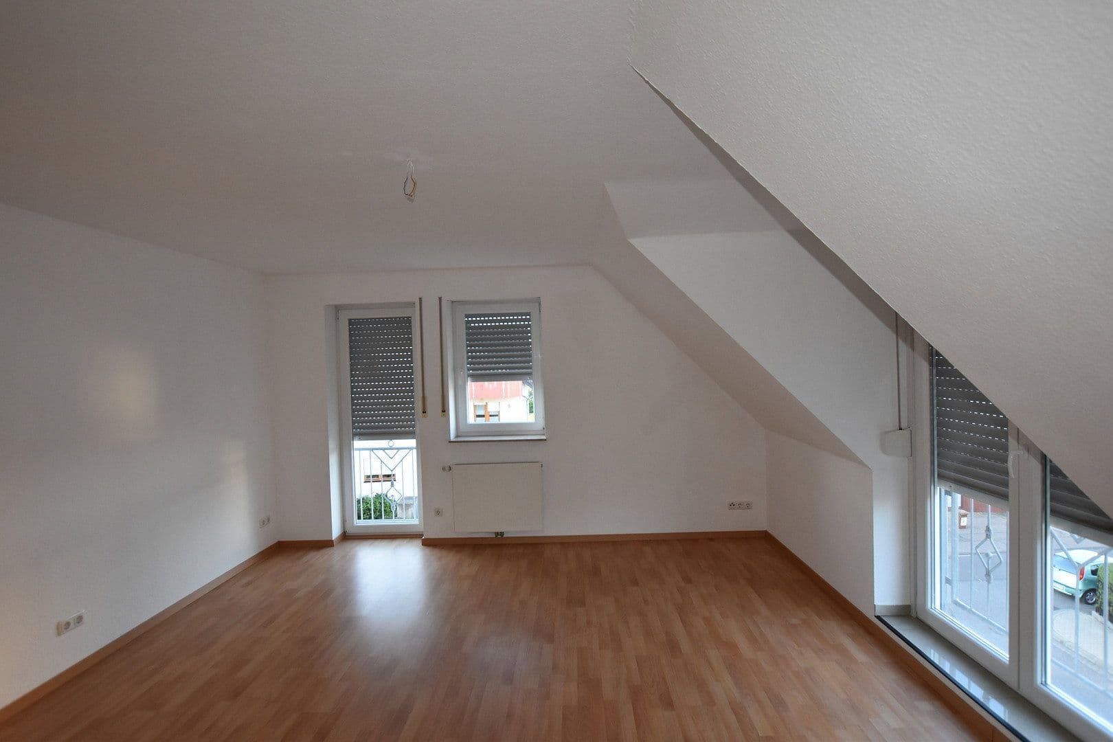 Pronájem bytu 4+1 120 m², Koblenz, Porýní-Falc Pronájem bytu 4+1 120 m², Koblenz, Porýní-Falc