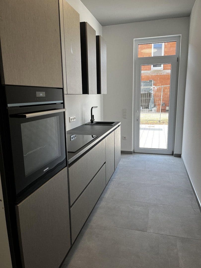 Pronájem kanceláře 153 m², Philippsburg, Bádensko-Württembersko Pronájem kanceláře 153 m², Philippsburg, Bádensko-Württembersko