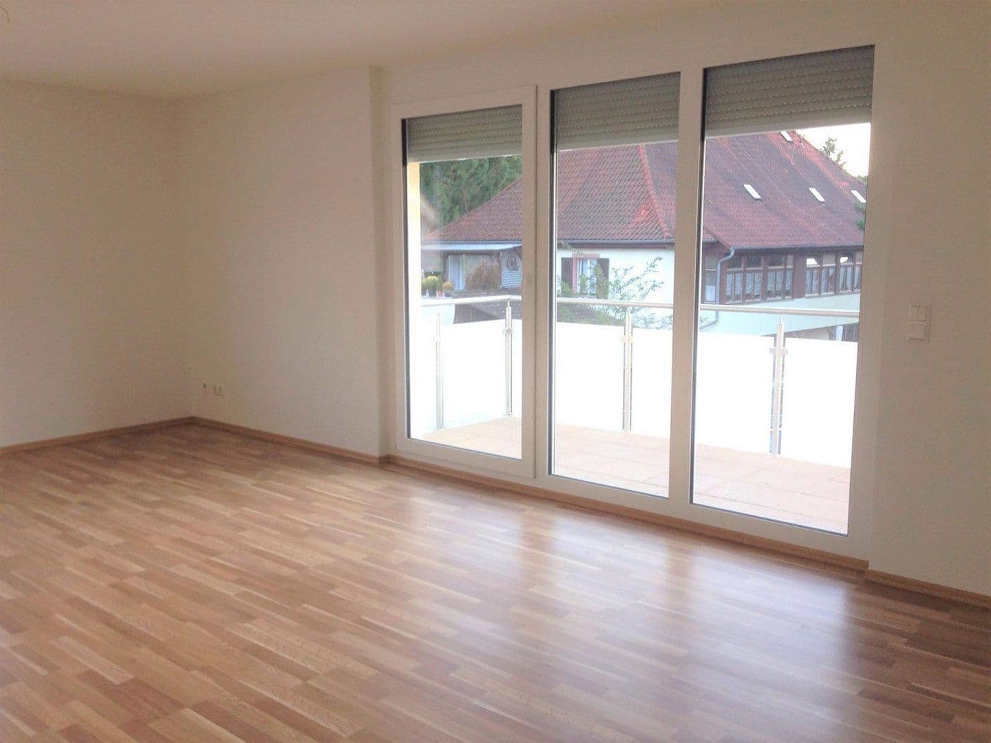 Pronájem bytu 4+1 98 m², Kandern, Bádensko-Württembersko Pronájem bytu 4+1 98 m², Kandern, Bádensko-Württembersko