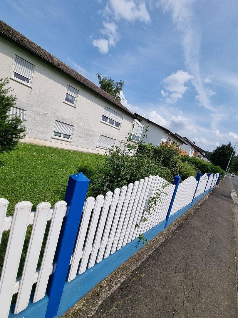 Prodej domu 190 m², pozemek 865 m², Goldbachstr. 2A, Florstadt, Hessen Prodej domu 190 m², pozemek 865 m², Goldbachstr. 2A, Florstadt, Hessen