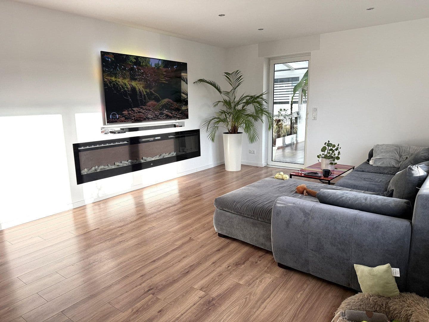 Prodej domu 190 m², pozemek 865 m², Goldbachstr. 2A, Florstadt, Hessen Prodej domu 190 m², pozemek 865 m², Goldbachstr. 2A, Florstadt, Hessen