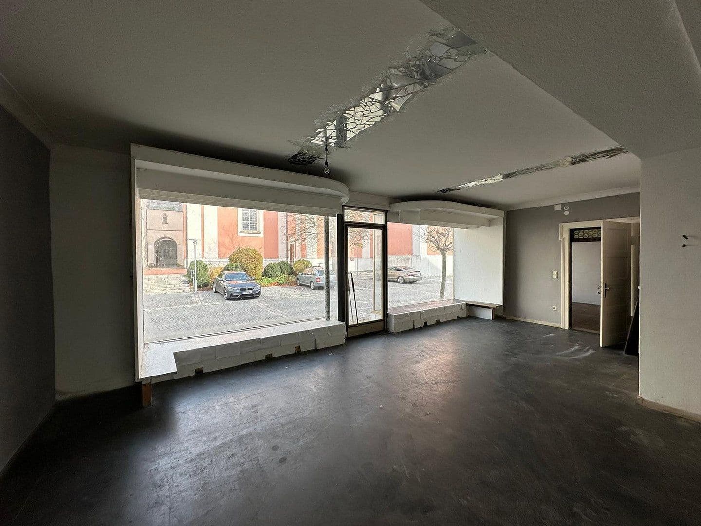 Prodej domu 212 m², pozemek 906 m², Bahnhofstraße 3, Gangkofen, Bavorsko Prodej domu 212 m², pozemek 906 m², Bahnhofstraße 3, Gangkofen, Bavorsko