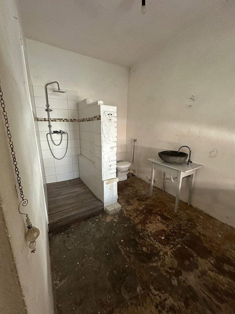 Prodej domu 212 m², pozemek 906 m², Bahnhofstraße 3, Gangkofen, Bavorsko Prodej domu 212 m², pozemek 906 m², Bahnhofstraße 3, Gangkofen, Bavorsko