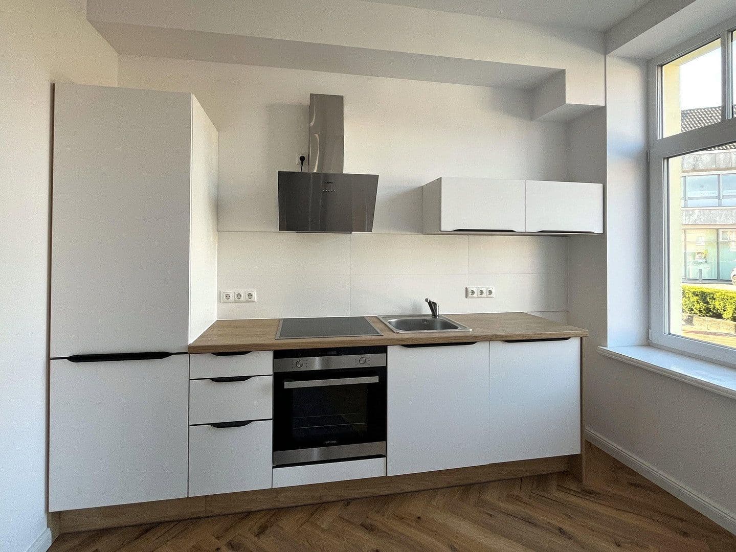 Pronájem kanceláře 39 m², Rathausstr. 3, Bad Bevensen, Dolní Sasko Pronájem kanceláře 39 m², Rathausstr. 3, Bad Bevensen, Dolní Sasko