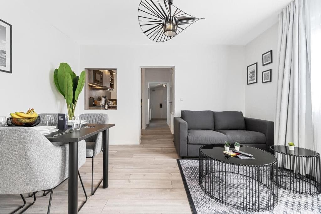 Prodej domu 250 m², pozemek 346 m², Herzogenaurach, Bavorsko Prodej domu 250 m², pozemek 346 m², Herzogenaurach, Bavorsko