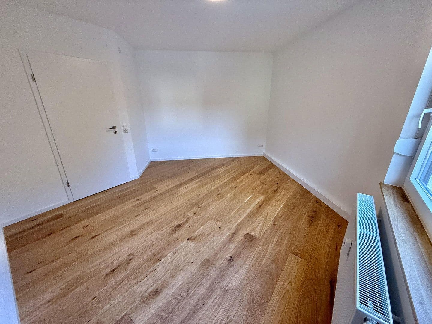 Prodej bytu 2+1 57 m², Pfarrer-Bunz-Str .2, Reutlingen, Bádensko-Württembersko Prodej bytu 2+1 57 m², Pfarrer-Bunz-Str .2, Reutlingen, Bádensko-Württembersko