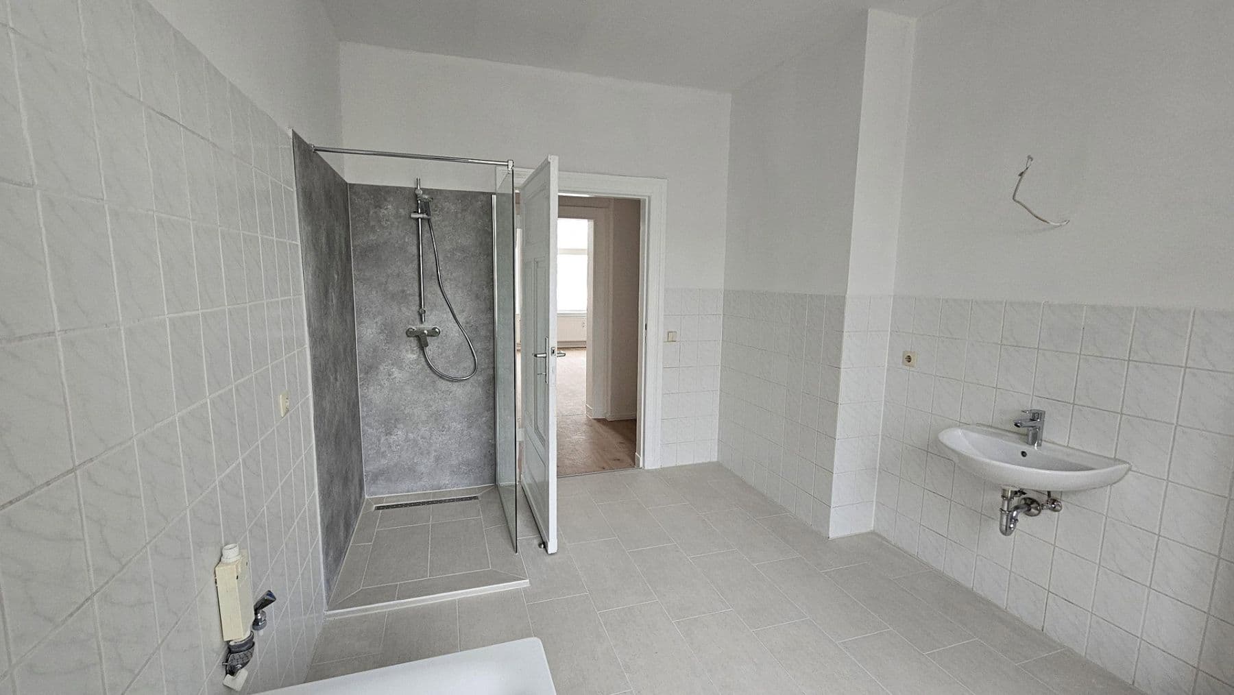 Pronájem bytu 3+1 92 m², Magdeburg, Sasko-Anhaltsko Pronájem bytu 3+1 92 m², Magdeburg, Sasko-Anhaltsko