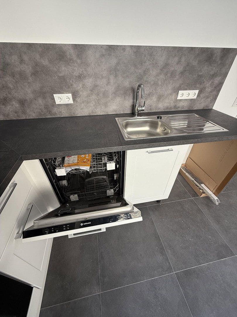 Pronájem bytu 4+1 97 m², Berliner Straße 61, Bernau, Braniborsko Pronájem bytu 4+1 97 m², Berliner Straße 61, Bernau, Braniborsko