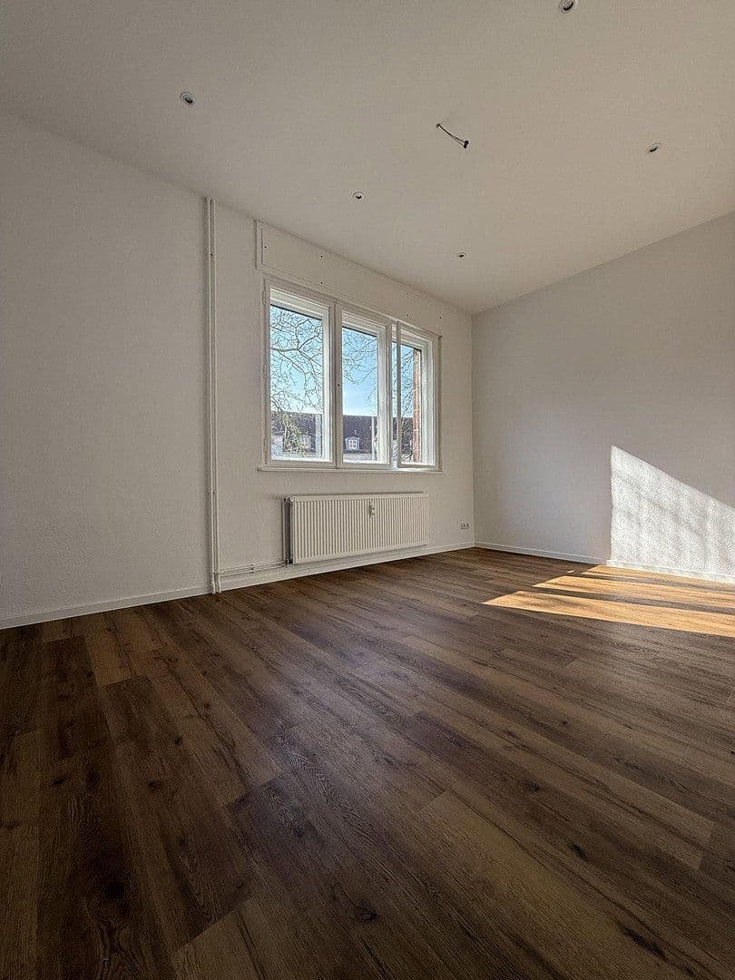Pronájem bytu 4+1 97 m², Berliner Straße 61, Bernau, Braniborsko Pronájem bytu 4+1 97 m², Berliner Straße 61, Bernau, Braniborsko