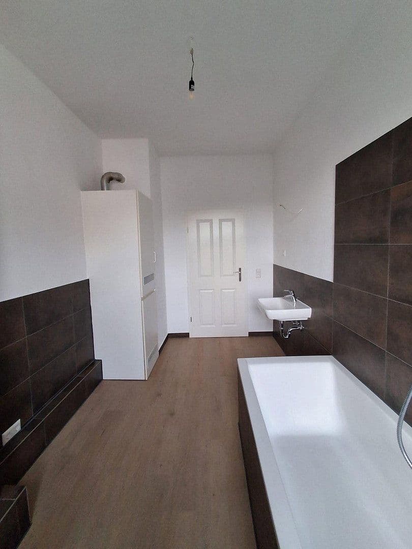 Pronájem bytu 2+1 60 m², Markkleeberg, Sasko Pronájem bytu 2+1 60 m², Markkleeberg, Sasko